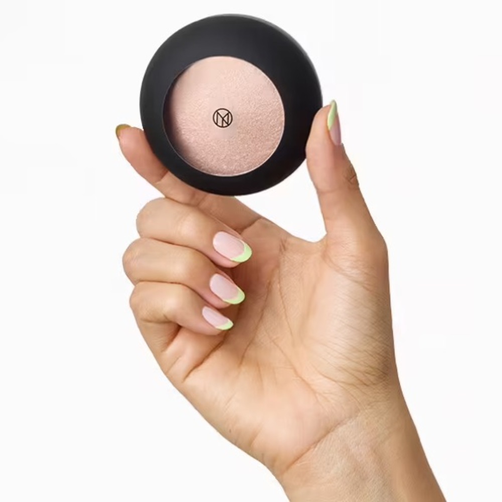 IL Makiage Mineral Baked Highlighter Gimme More NIB